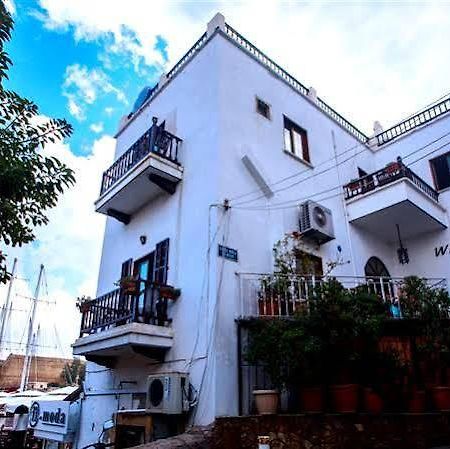 White Pearl Hotel Kyrenia  Bagian luar foto